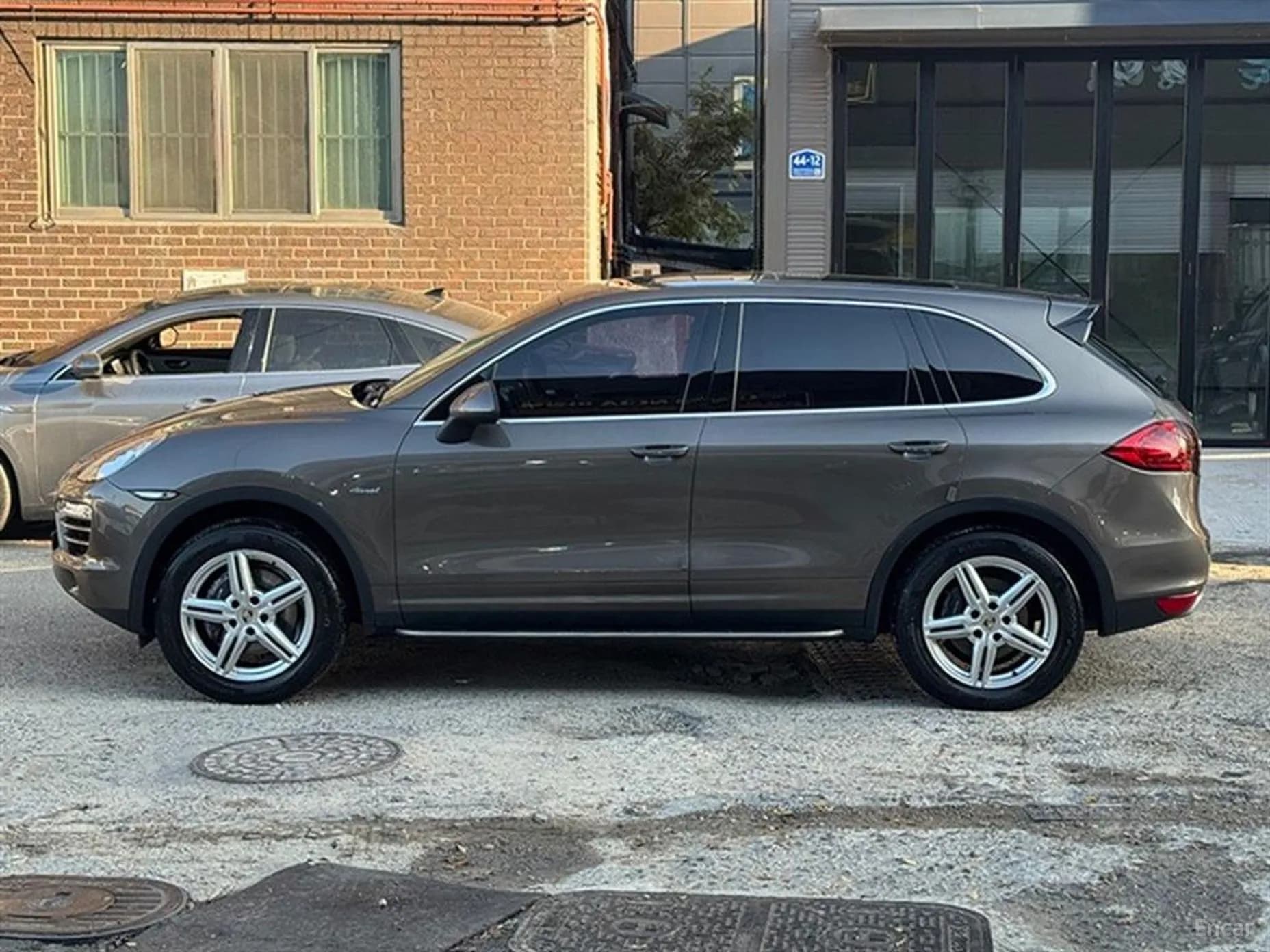 New Cayenne