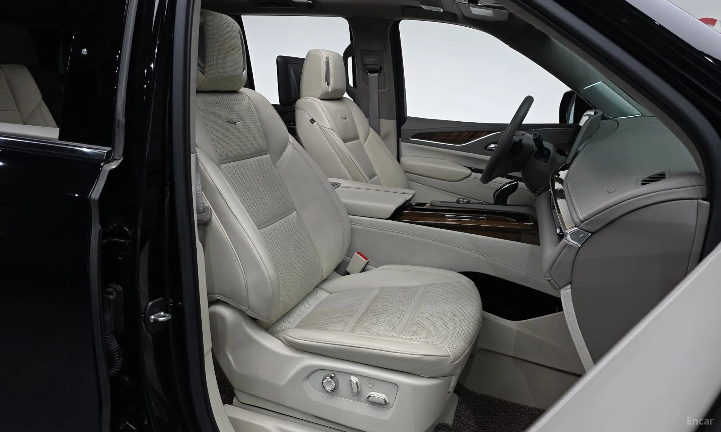 Escalade 5th Generation