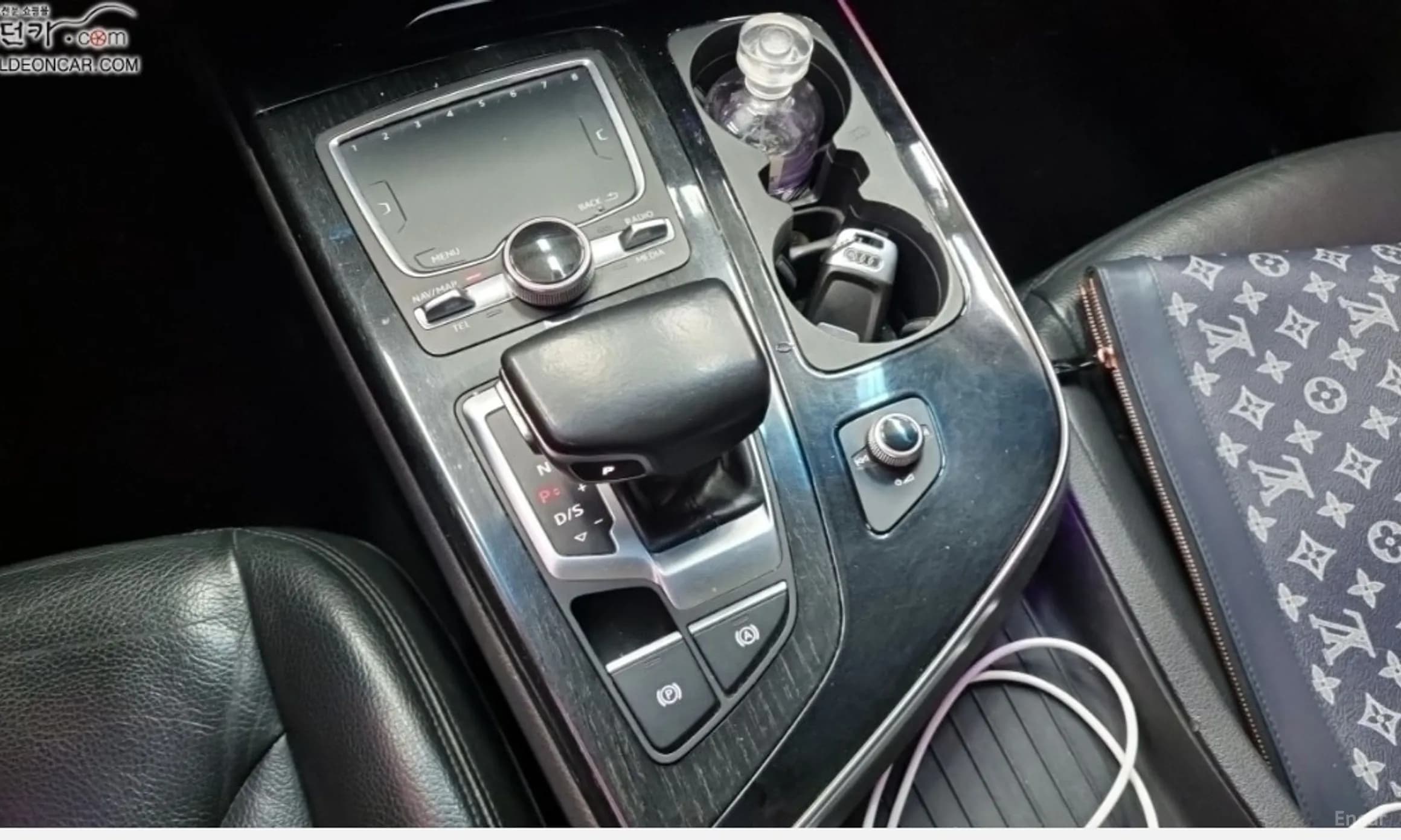 Q7 (4M)