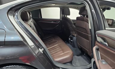 5 Series (G30)