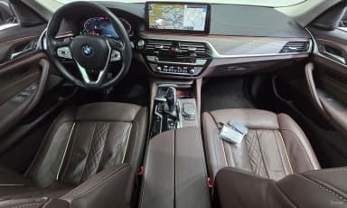 5 Series (G30)