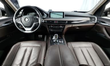 X5 (F15)