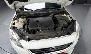 V40