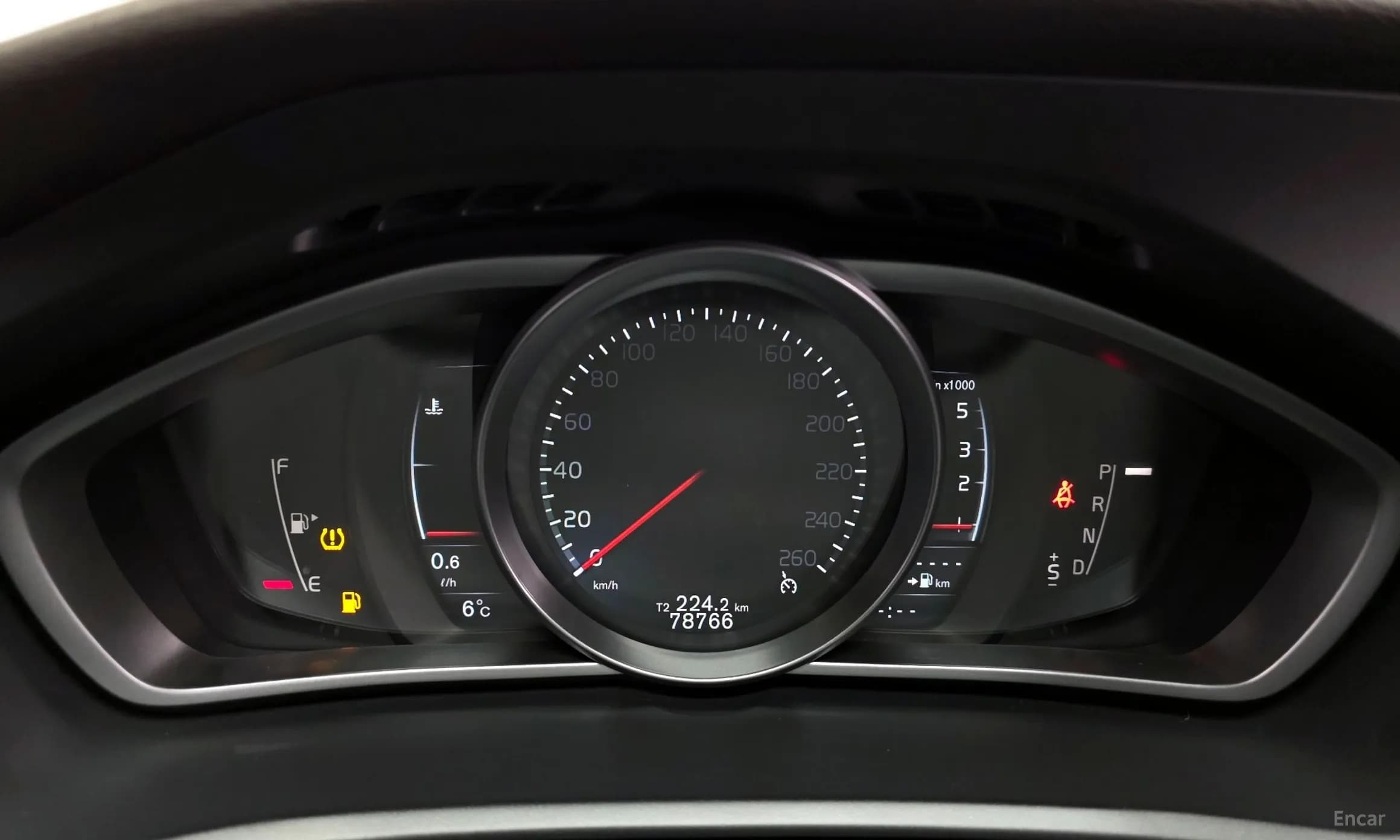 V40
