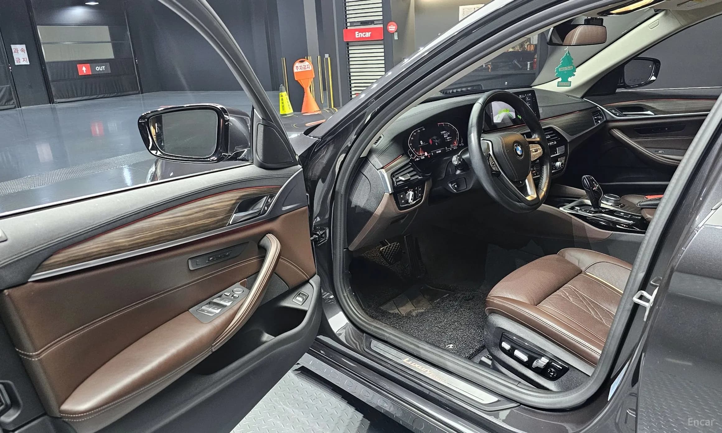 5 Series (G30)