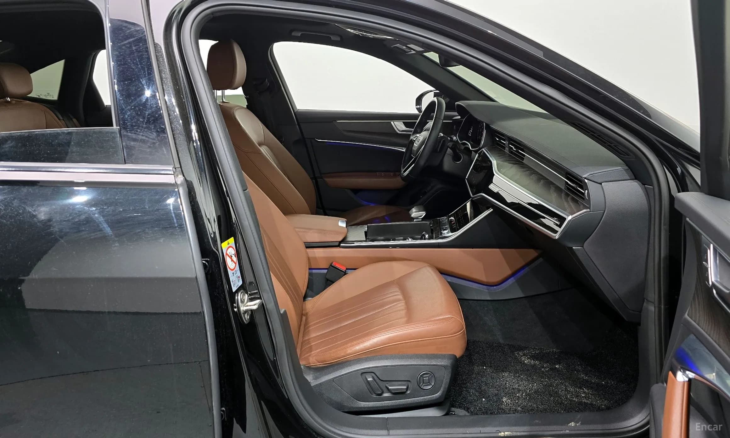 A6 (C8)