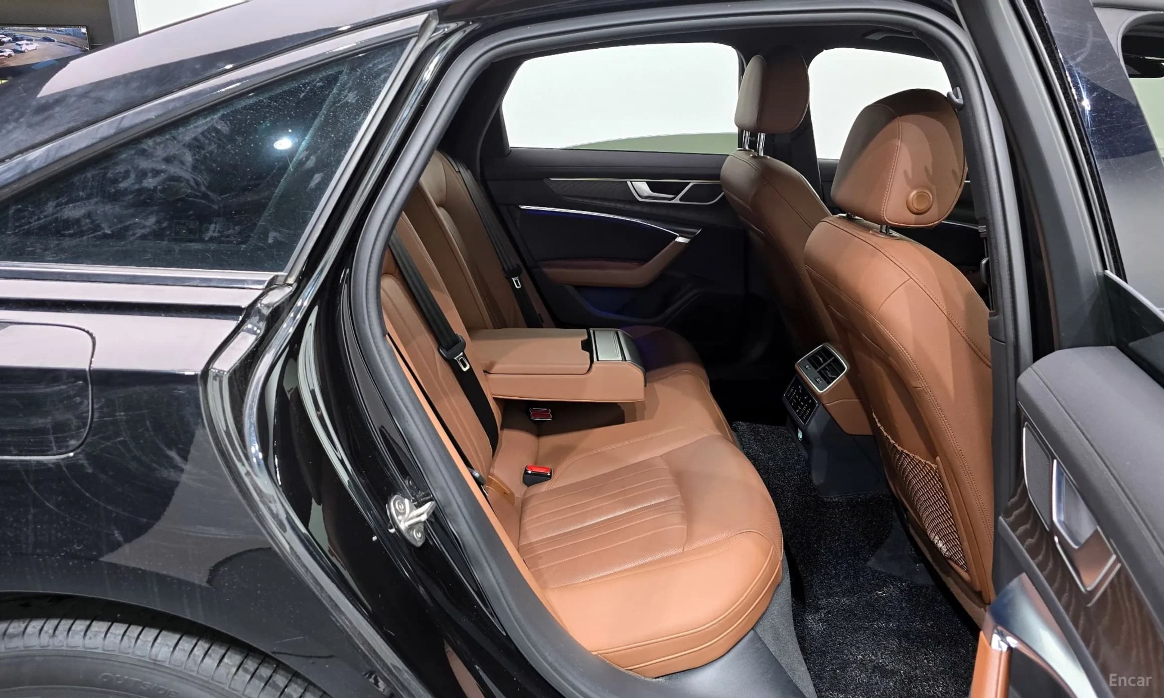 A6 (C8)