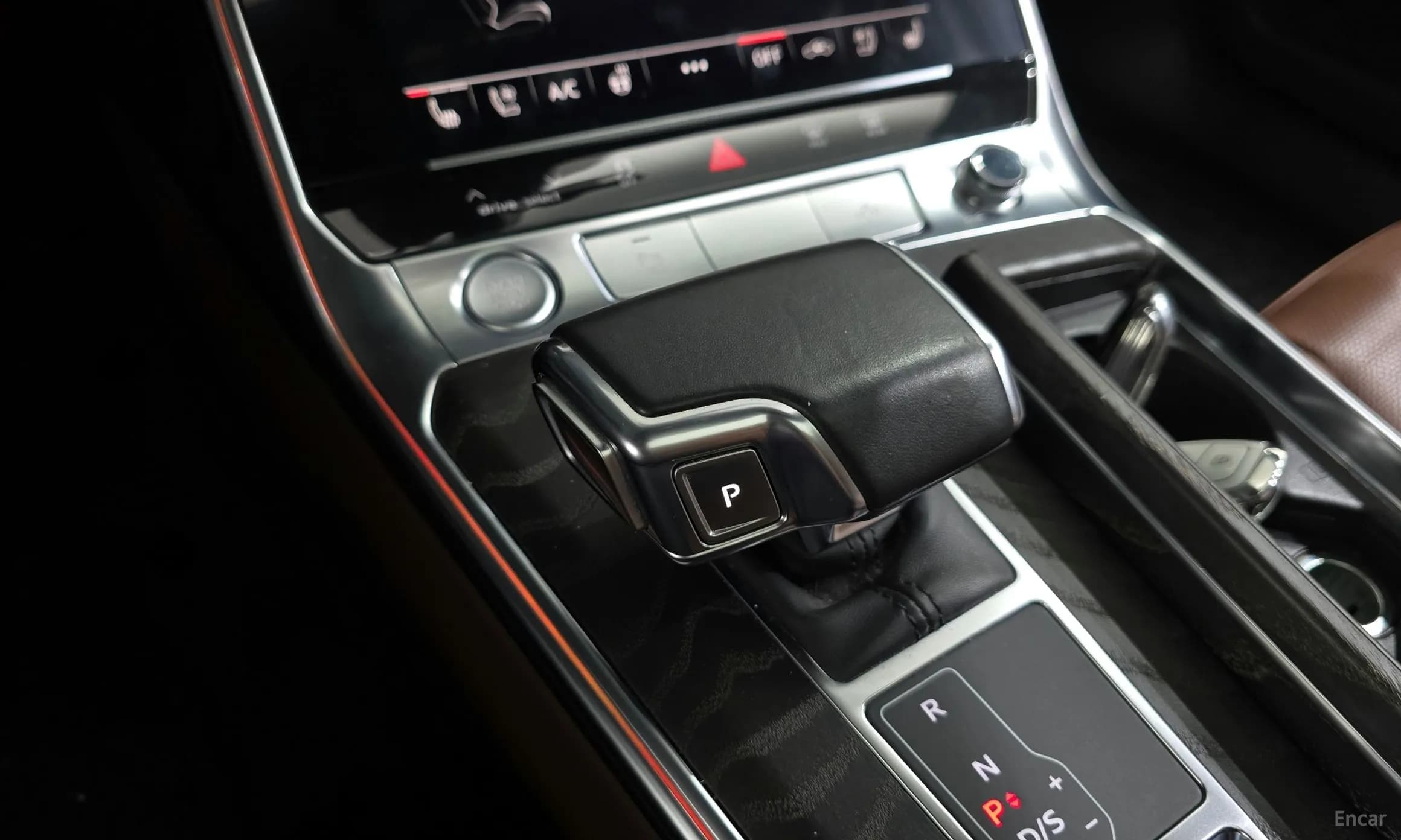 A6 (C8)