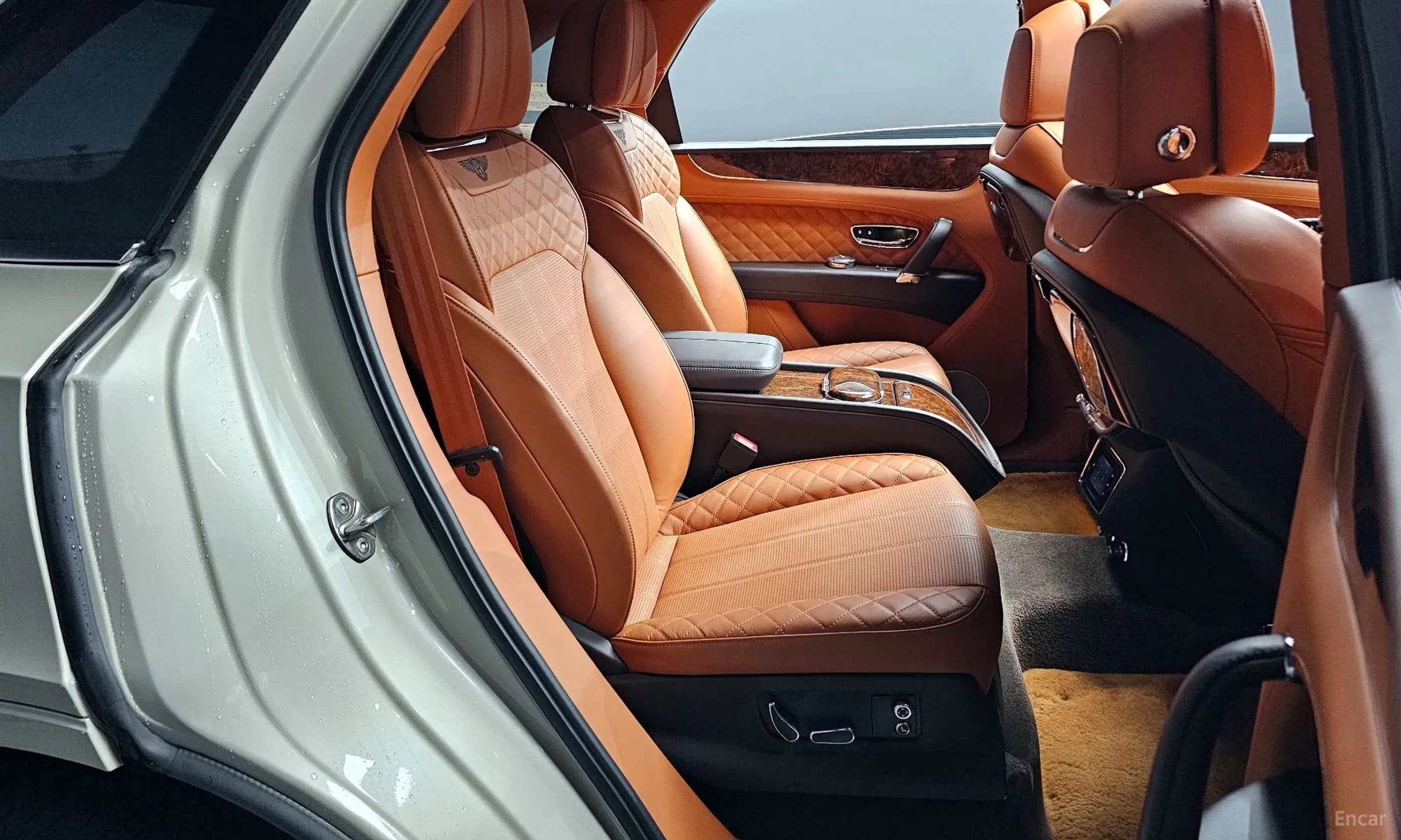 Bentayga