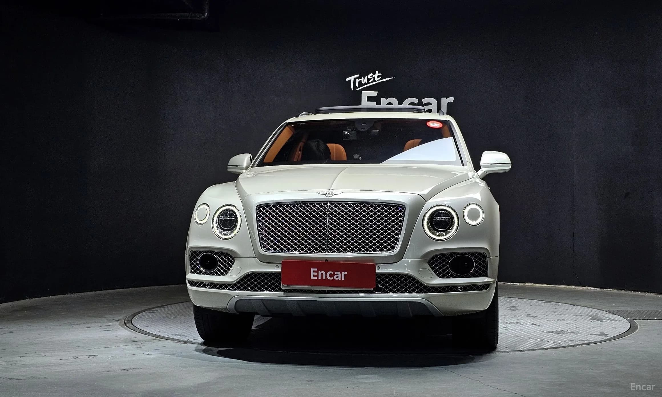 Bentayga