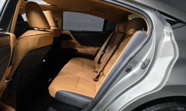 ES300h 7th Generation