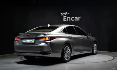 ES300h 7th Generation