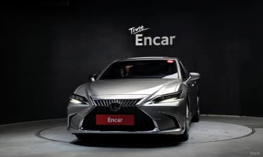 ES300h 7th Generation