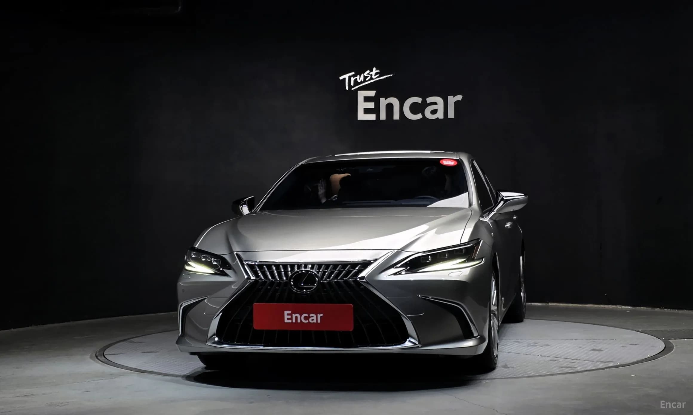 ES300h 7th Generation