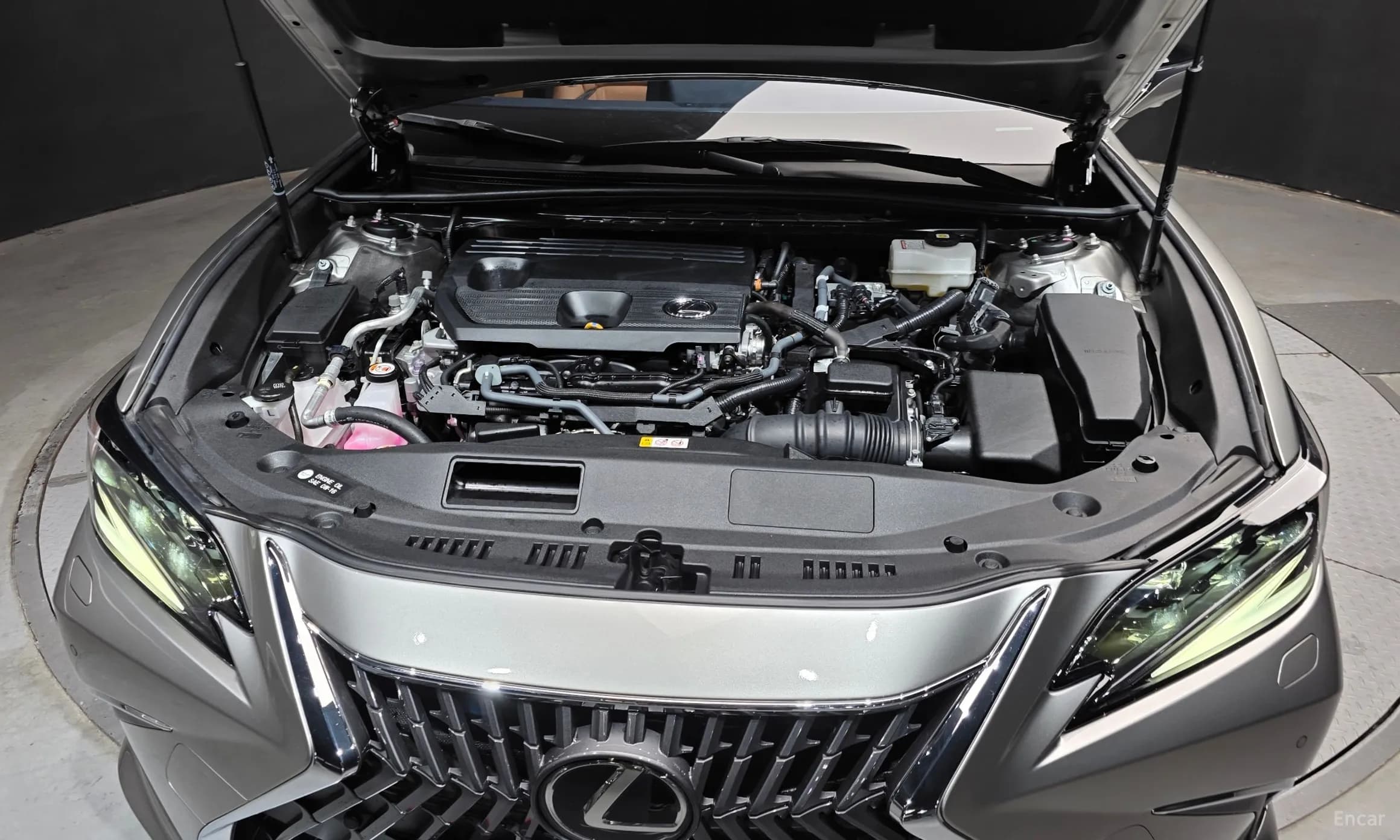 ES300h 7th Generation