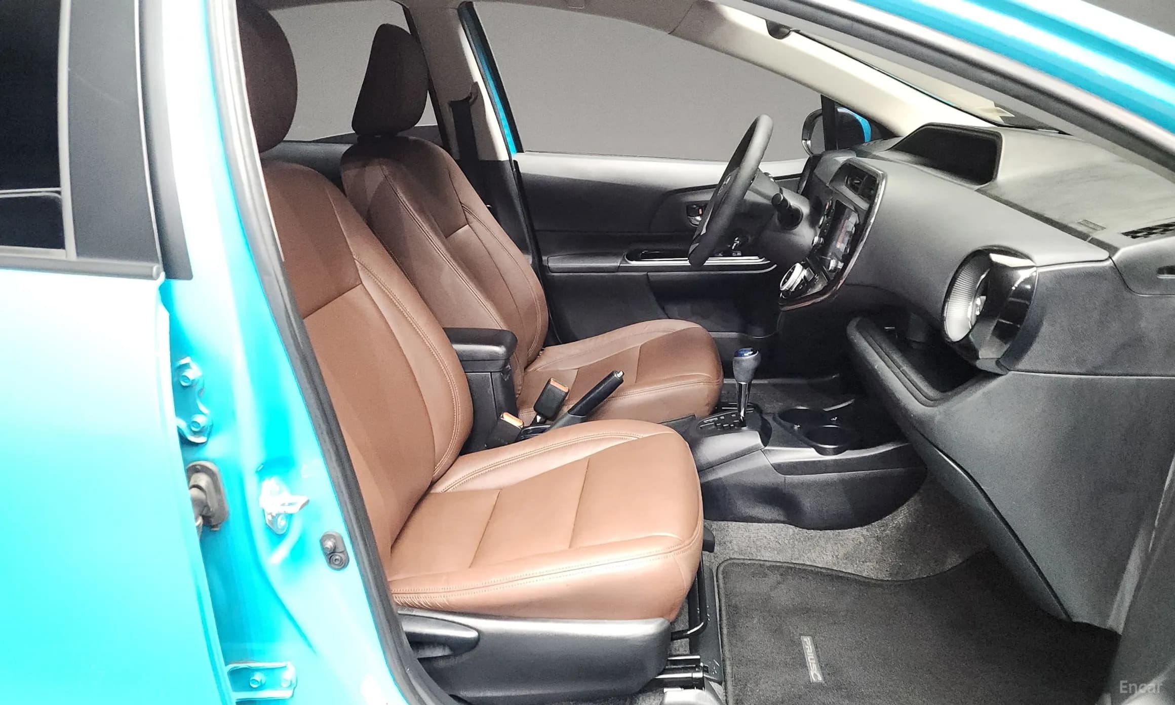 Prius C