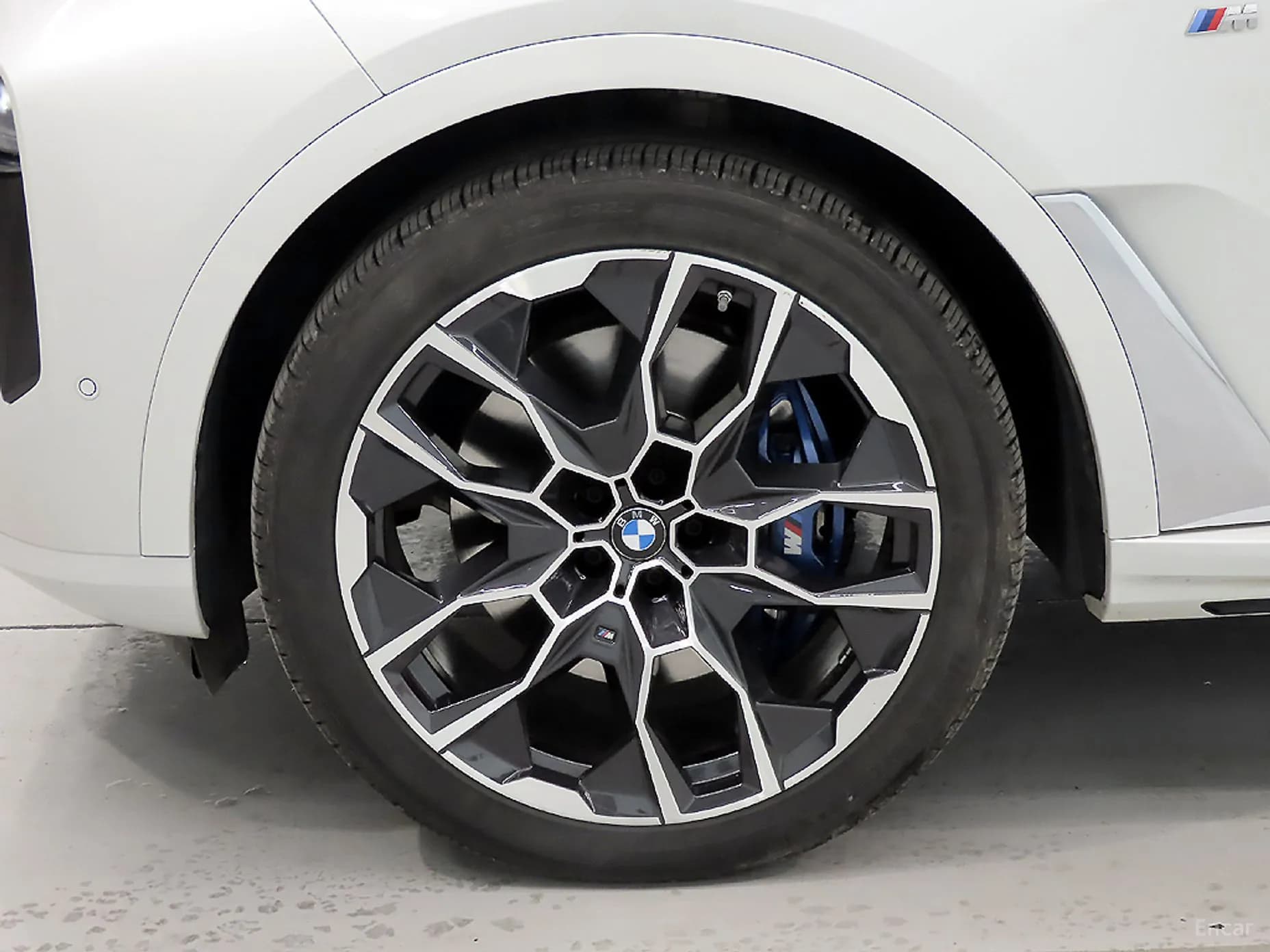 X7 (G07)