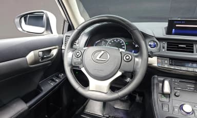CT200h