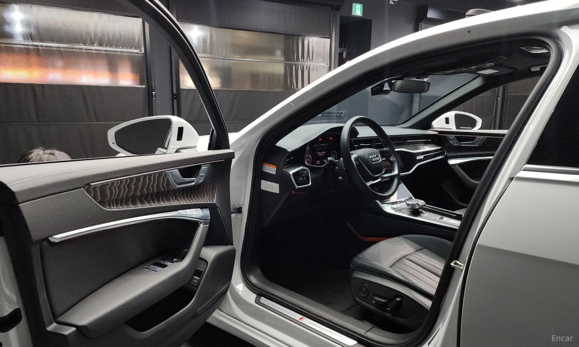 A6 (C8)