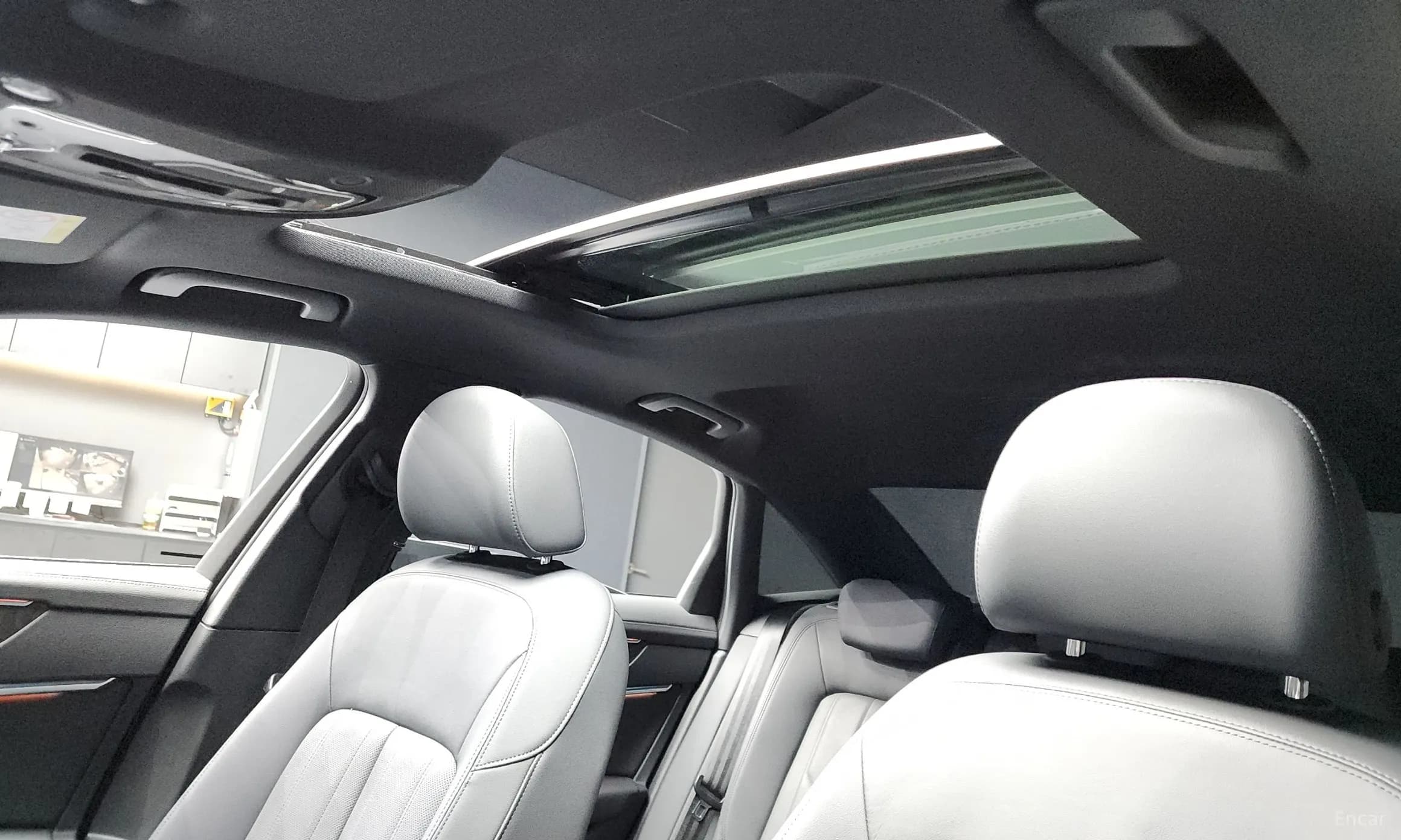 A6 (C8)