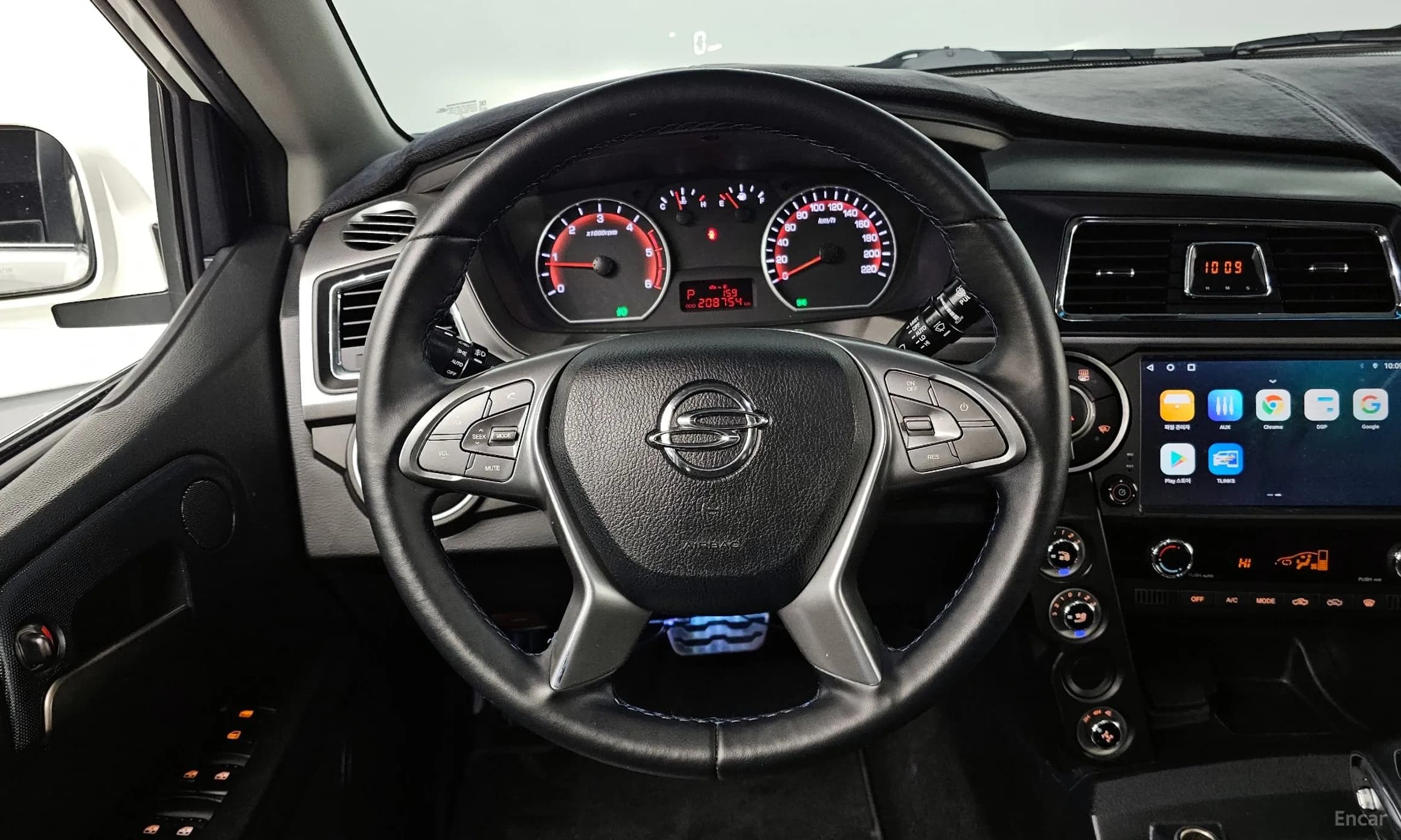 Korando Sports