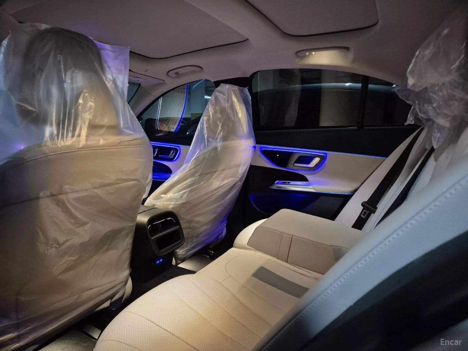 E-Class W214