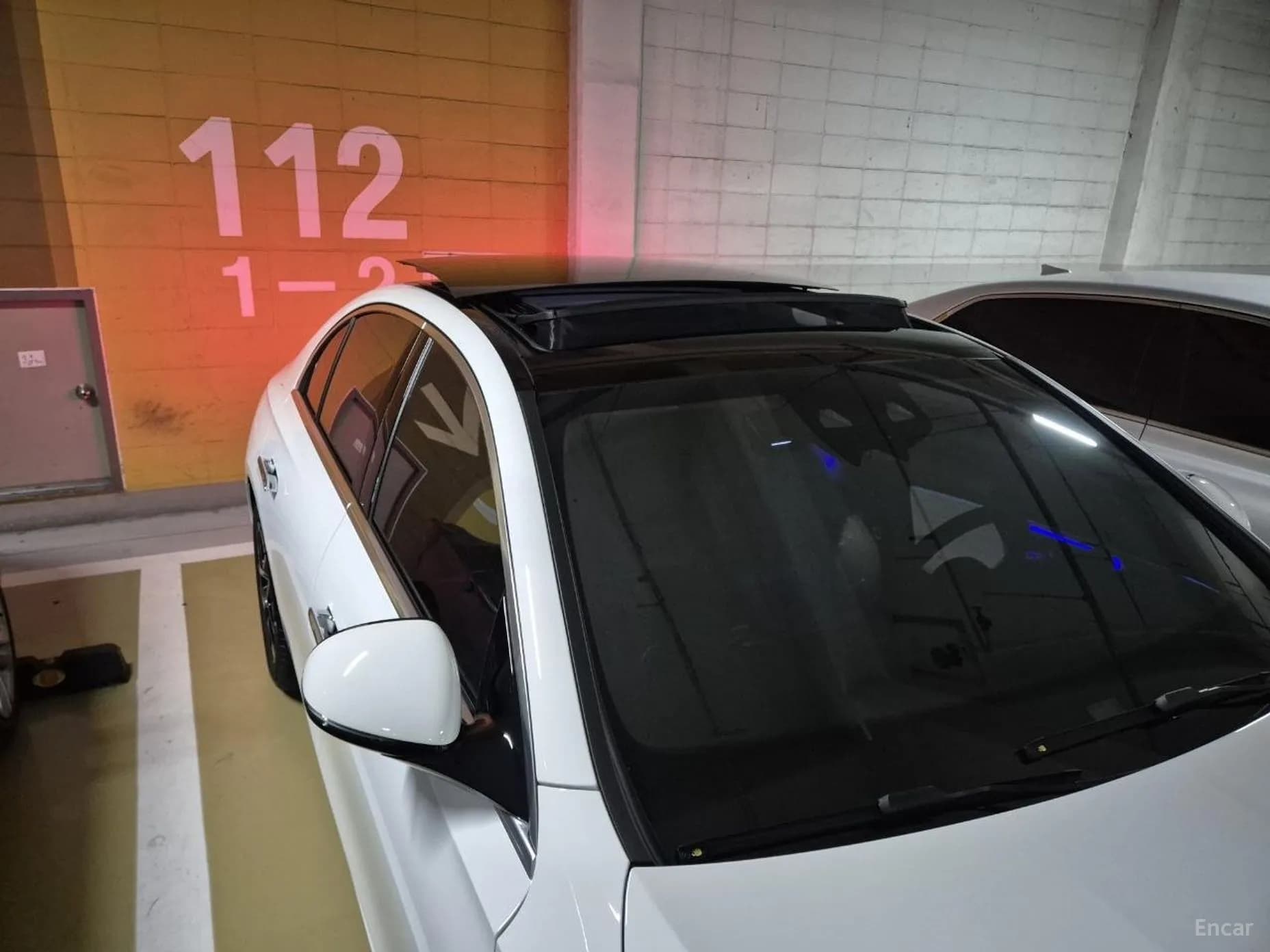E-Class W214