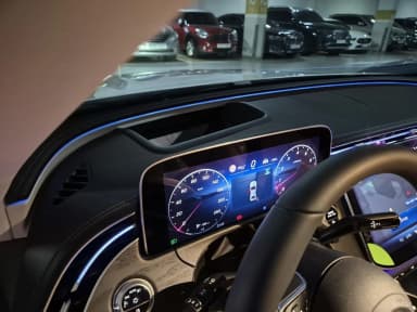 E-Class W214