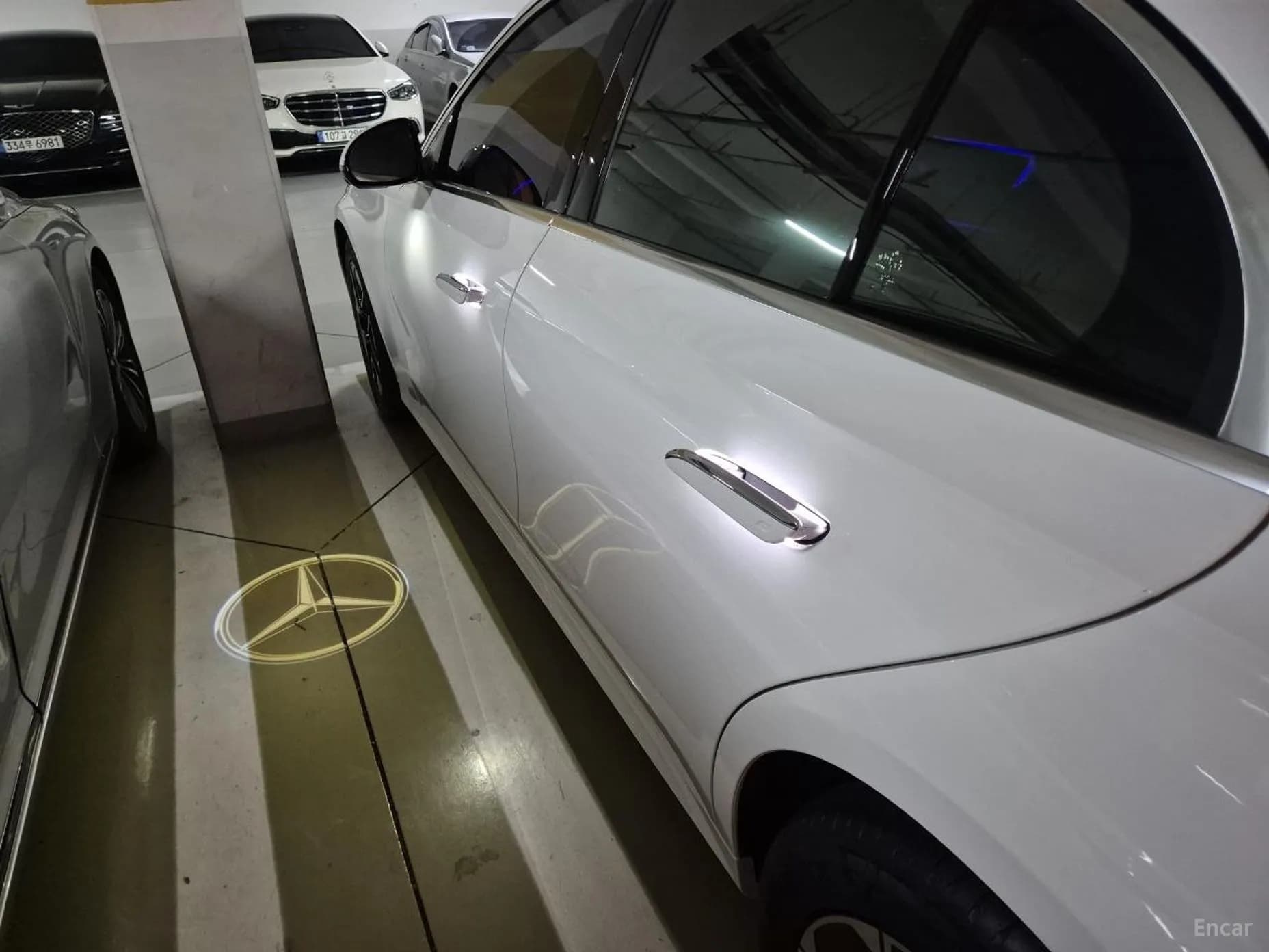 E-Class W214
