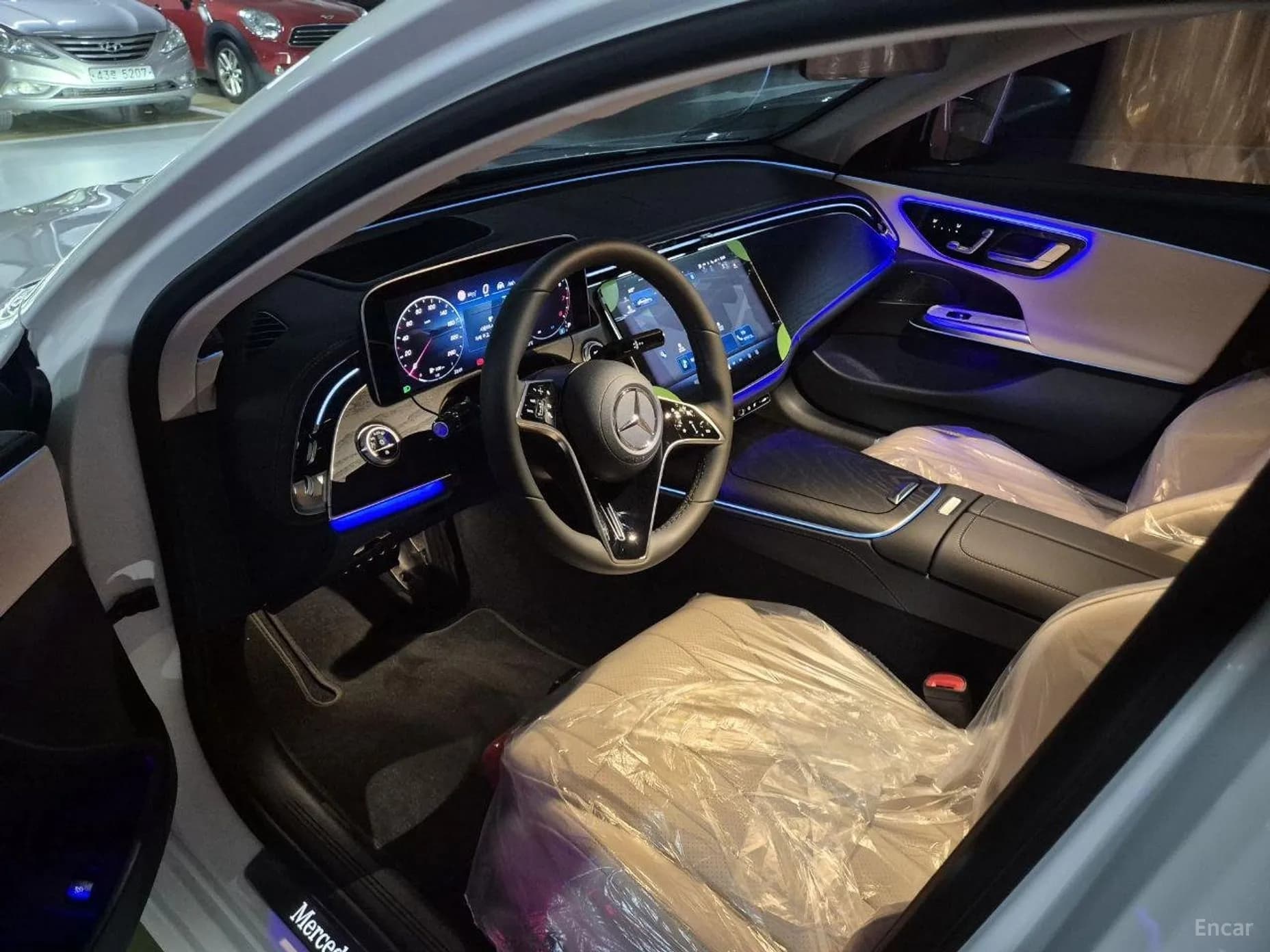E-Class W214