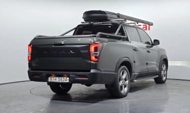 Rexton Sports Khan
