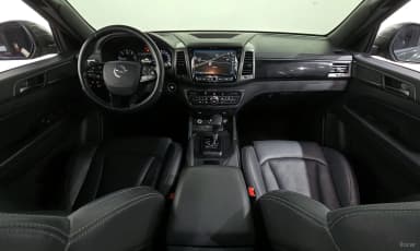 Rexton Sports Khan