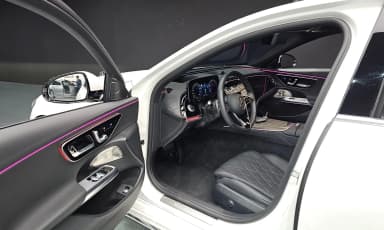 E-Class W214