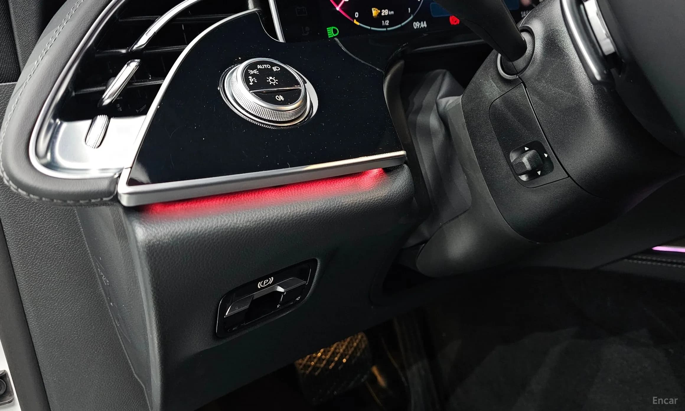 E-Class W214