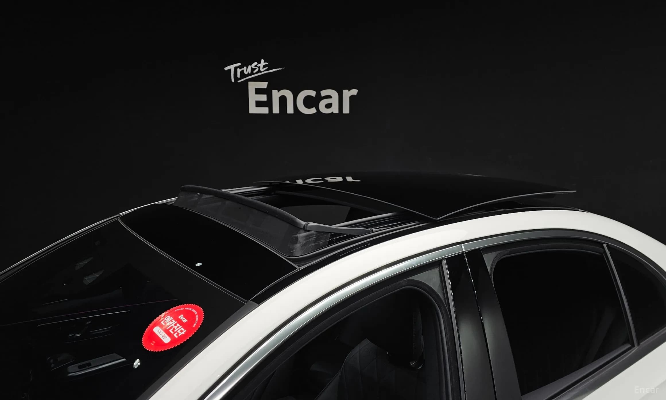 E-Class W214
