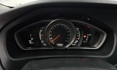 V40