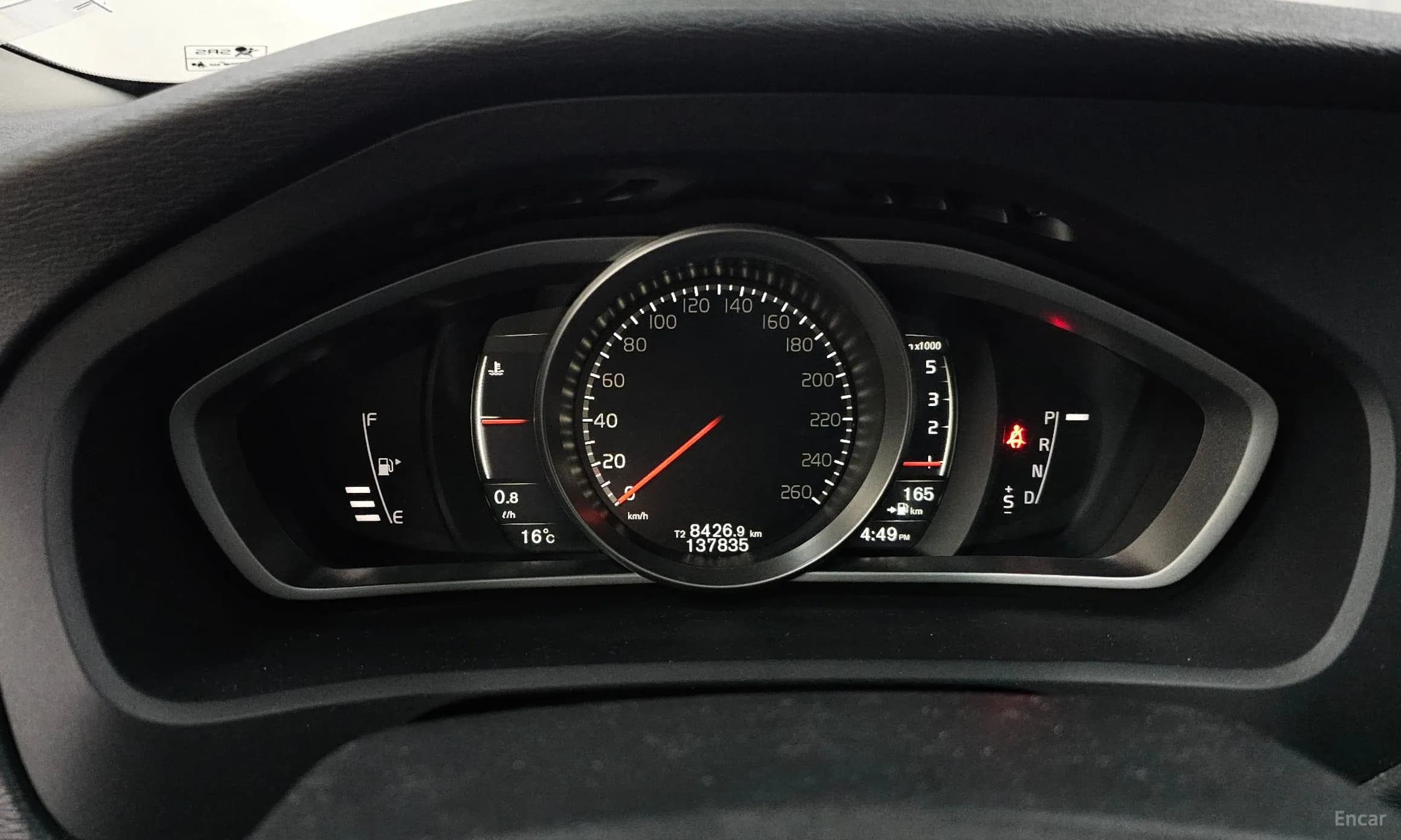 V40