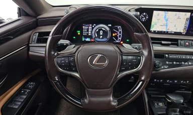 ES300h 7th Generation