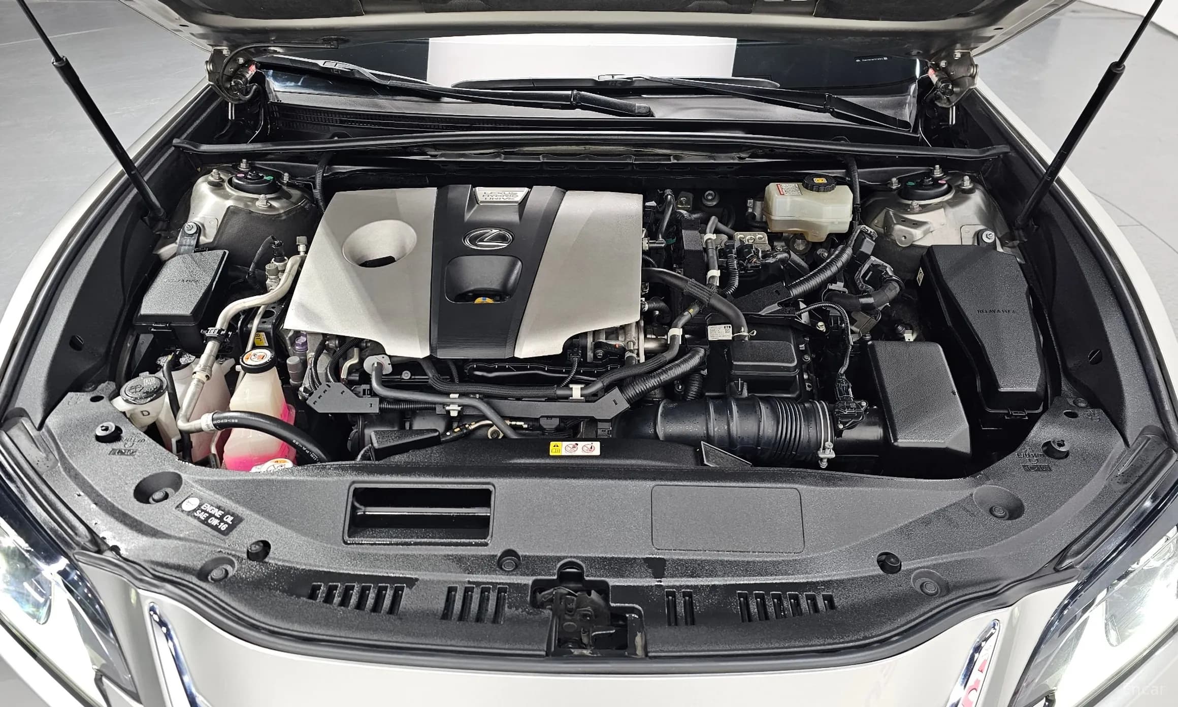 ES300h 7th Generation