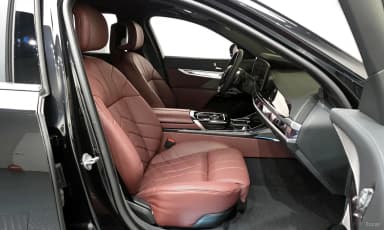 7 Series (G70)