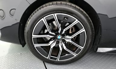 7 Series (G70)