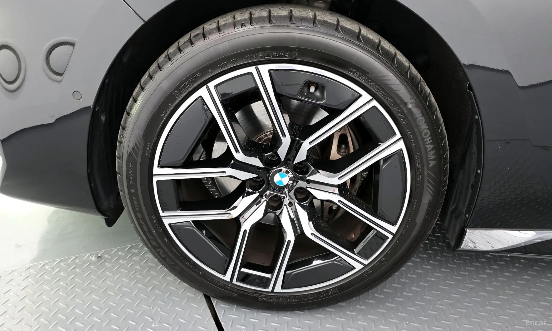 7 Series (G70)