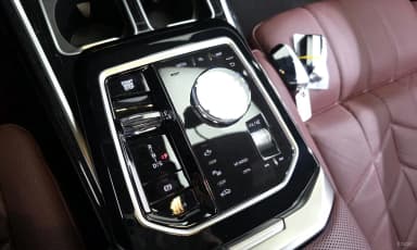 7 Series (G70)