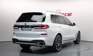 X7 (G07)