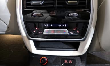 X7 (G07)