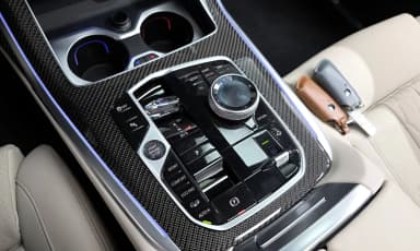 X7 (G07)