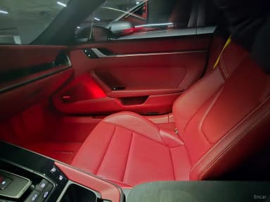911 (992)