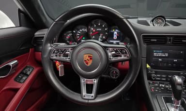 910