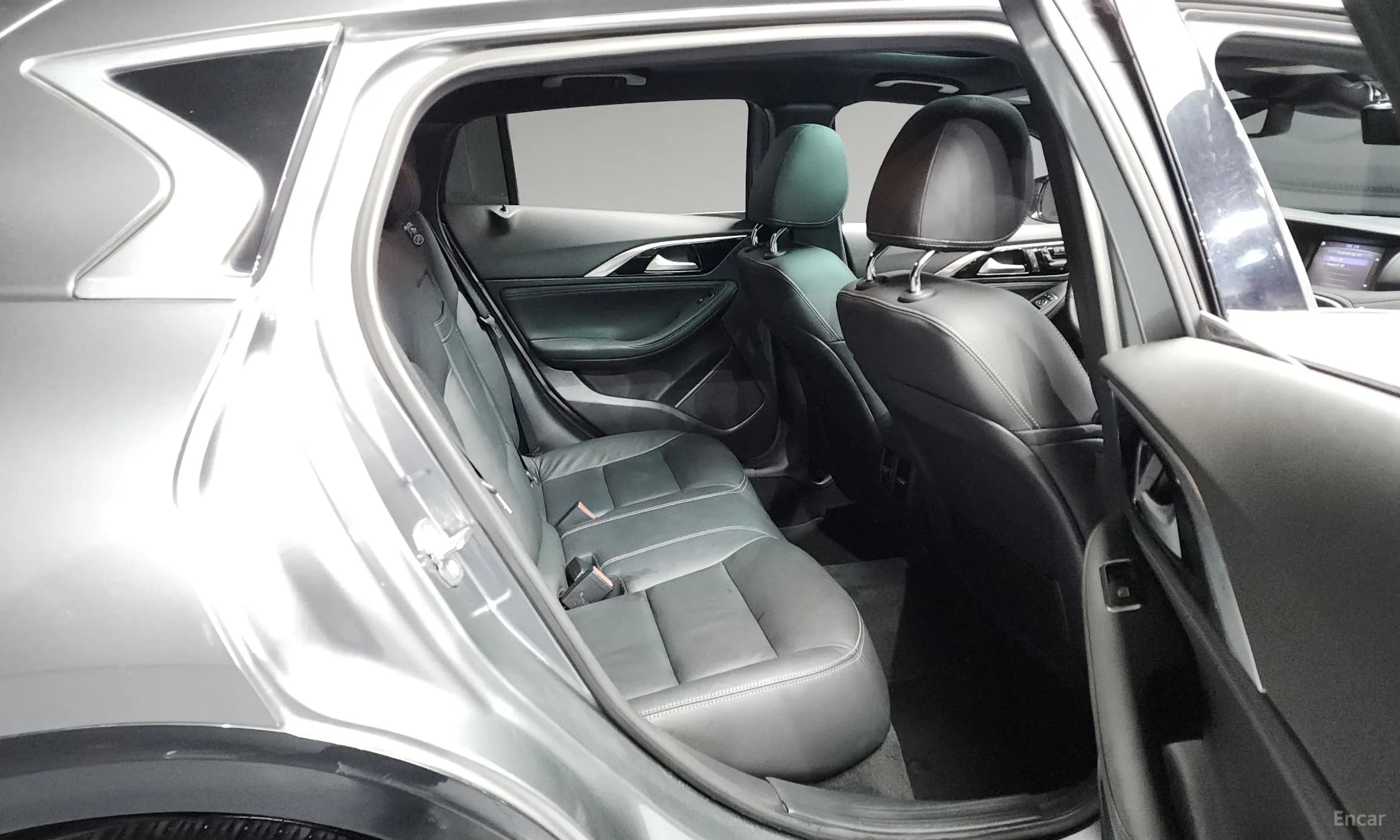 Q30
