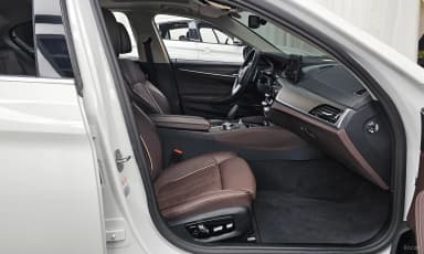 5 Series (G30)
